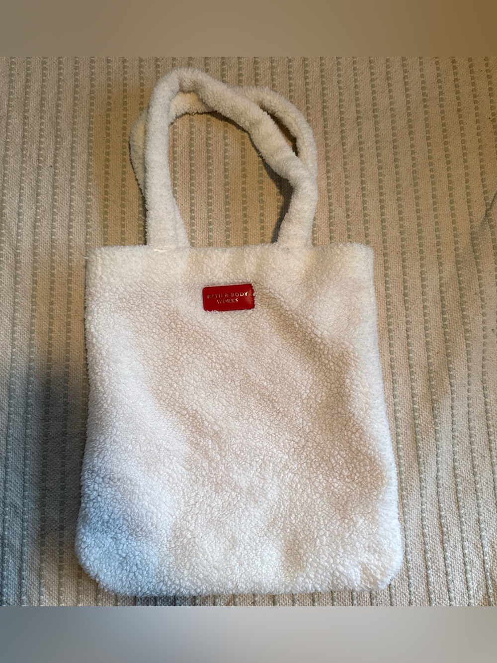 NWOT Bath & Body Works Cream Sherpa Tote with Red Logo